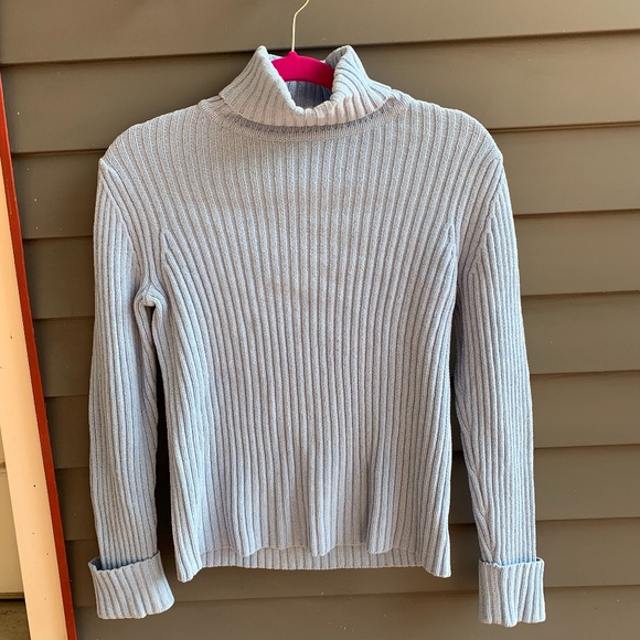 Eddie Bauer Sweaters - Eddie bauer Small turtleneck sweater